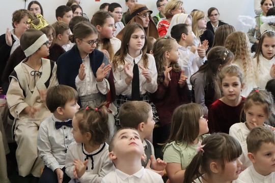Gm. Sawin. Magiczne jasełka w Szkole Podstawowej w Bukowie Wielkiej [GALERIA ZDJĘĆ]