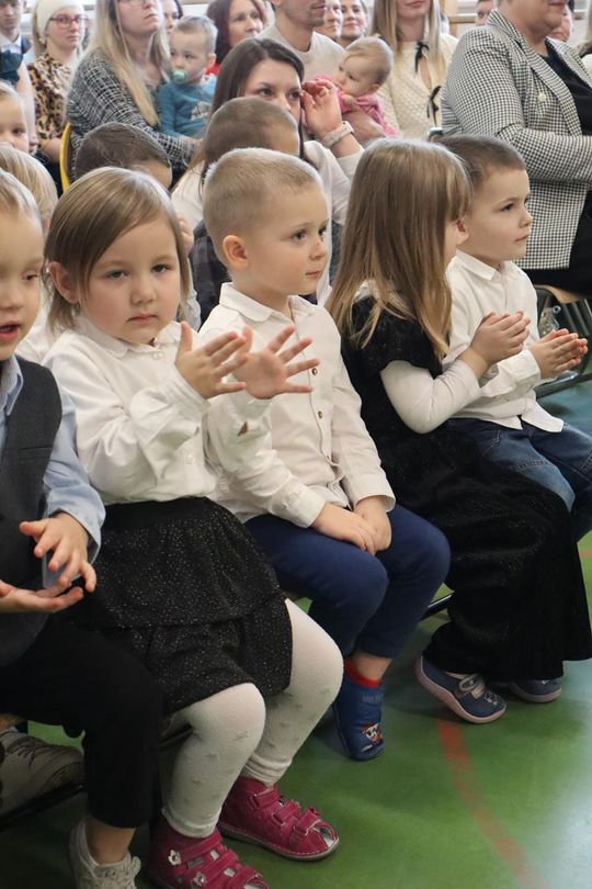 Gm. Sawin. Magiczne jasełka w Szkole Podstawowej w Bukowie Wielkiej [GALERIA ZDJĘĆ]