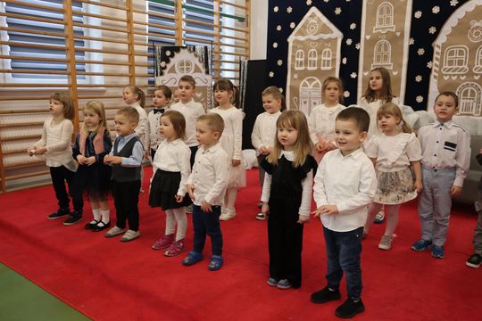 Gm. Sawin. Magiczne jasełka w Szkole Podstawowej w Bukowie Wielkiej [GALERIA ZDJĘĆ]