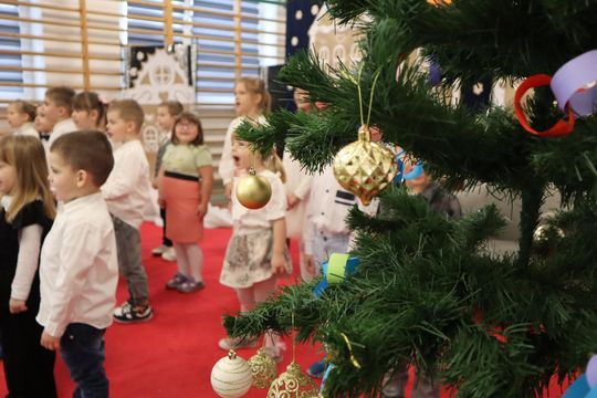 Gm. Sawin. Magiczne jasełka w Szkole Podstawowej w Bukowie Wielkiej [GALERIA ZDJĘĆ]