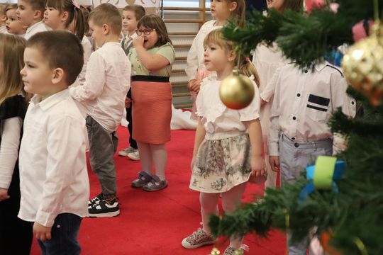 Gm. Sawin. Magiczne jasełka w Szkole Podstawowej w Bukowie Wielkiej [GALERIA ZDJĘĆ]