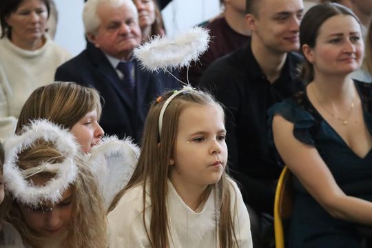 Gm. Sawin. Magiczne jasełka w Szkole Podstawowej w Bukowie Wielkiej [GALERIA ZDJĘĆ]