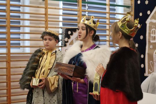 Gm. Sawin. Magiczne jasełka w Szkole Podstawowej w Bukowie Wielkiej [GALERIA ZDJĘĆ]