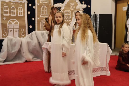 Gm. Sawin. Magiczne jasełka w Szkole Podstawowej w Bukowie Wielkiej [GALERIA ZDJĘĆ]
