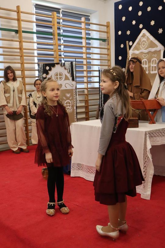 Gm. Sawin. Magiczne jasełka w Szkole Podstawowej w Bukowie Wielkiej [GALERIA ZDJĘĆ]