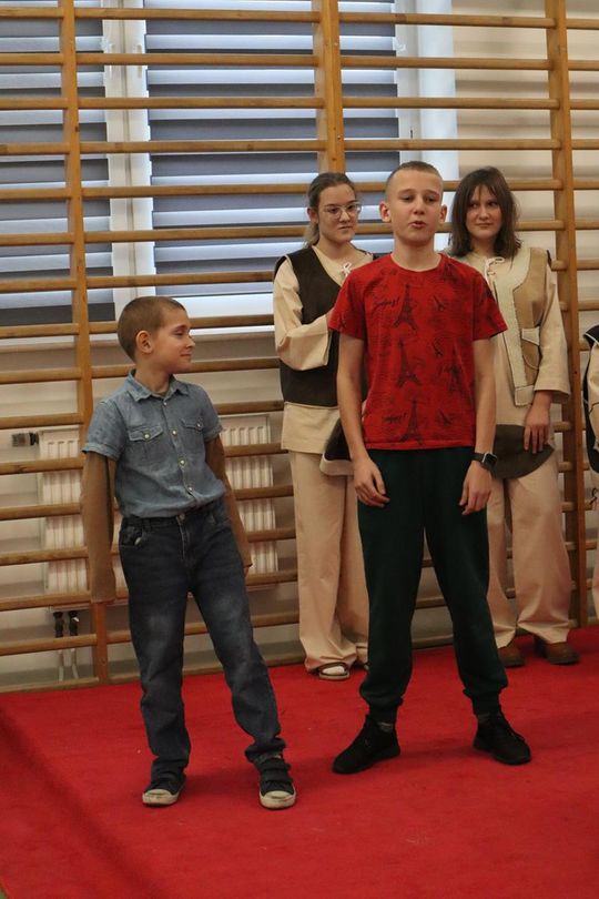 Gm. Sawin. Magiczne jasełka w Szkole Podstawowej w Bukowie Wielkiej [GALERIA ZDJĘĆ]