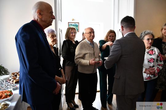 Krasnystaw. XIX Sesja Rady Seniorów Miasta Krasnystaw - podsumowanie działań, wyróżnienie i świąteczne spotkanie [GALERIA ZDJĘĆ]