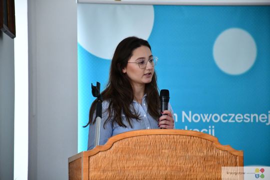 Krasnystaw. XIX Sesja Rady Seniorów Miasta Krasnystaw - podsumowanie działań, wyróżnienie i świąteczne spotkanie [GALERIA ZDJĘĆ]