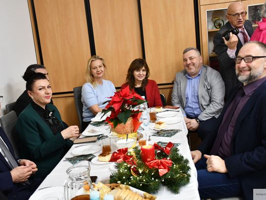 Uroczyste spotkanie wigilijne w Dziennym Domu Pomocy Społecznej w Krasnymstawie [GALERIA ZDJĘĆ]