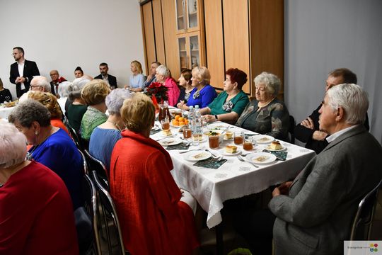 Uroczyste spotkanie wigilijne w Dziennym Domu Pomocy Społecznej w Krasnymstawie [GALERIA ZDJĘĆ] 