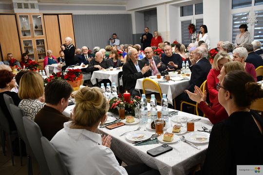 Uroczyste spotkanie wigilijne w Dziennym Domu Pomocy Społecznej w Krasnymstawie [GALERIA ZDJĘĆ] 