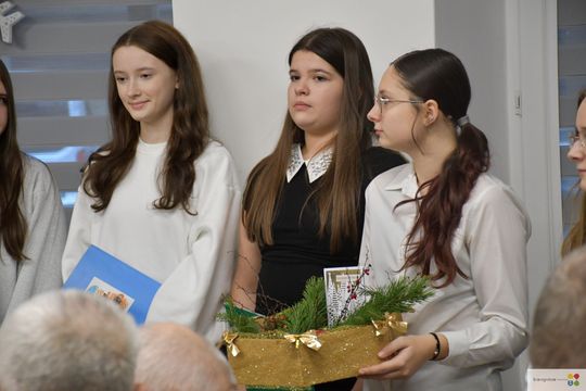 Uroczyste spotkanie wigilijne w Dziennym Domu Pomocy Społecznej w Krasnymstawie [GALERIA ZDJĘĆ] 