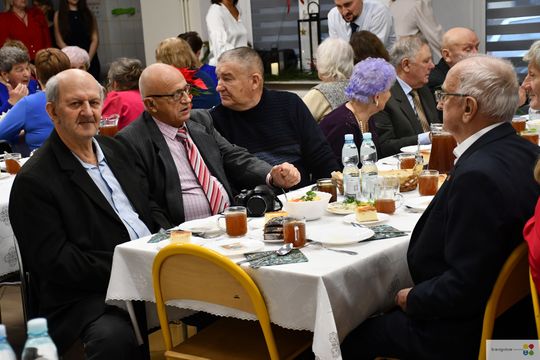 Uroczyste spotkanie wigilijne w Dziennym Domu Pomocy Społecznej w Krasnymstawie [GALERIA ZDJĘĆ] 
