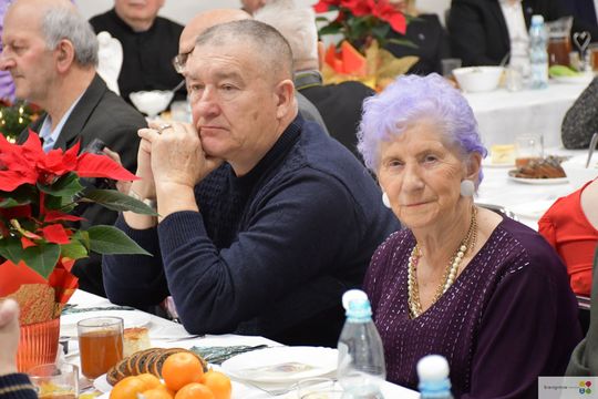 Uroczyste spotkanie wigilijne w Dziennym Domu Pomocy Społecznej w Krasnymstawie [GALERIA ZDJĘĆ] 