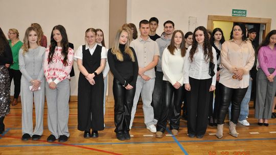 Spotkania wigilijne w I Liceum Ogólnokształcącym w Chełmie [GALERIA ZDJĘĆ]