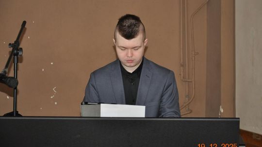 Spotkania wigilijne w I Liceum Ogólnokształcącym w Chełmie [GALERIA ZDJĘĆ]