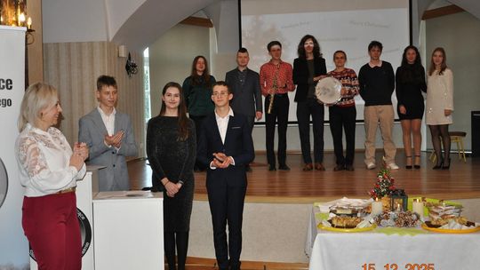 Spotkania wigilijne w I Liceum Ogólnokształcącym w Chełmie [GALERIA ZDJĘĆ]