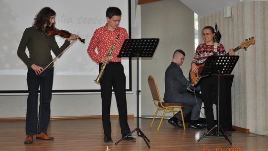 Spotkania wigilijne w I Liceum Ogólnokształcącym w Chełmie [GALERIA ZDJĘĆ]