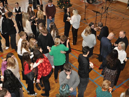 Spotkania wigilijne w I Liceum Ogólnokształcącym w Chełmie [GALERIA ZDJĘĆ]