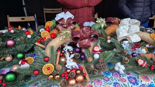 Gminny Jarmark Świąteczny w Pokrówce [GALERIA ZDJĘĆ]