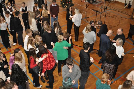 Spotkania wigilijne w I Liceum Ogólnokształcącym w Chełmie [GALERIA ZDJĘĆ]