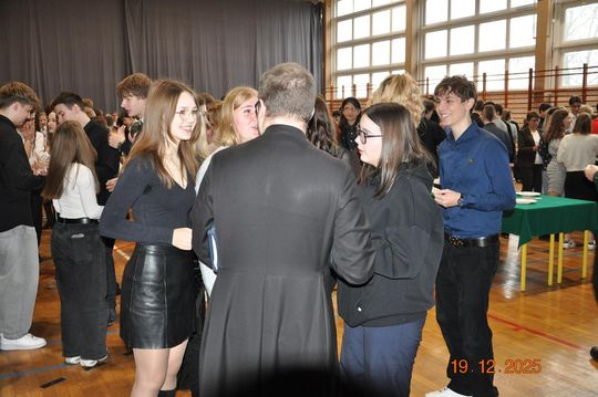 Spotkania wigilijne w I Liceum Ogólnokształcącym w Chełmie [GALERIA ZDJĘĆ]