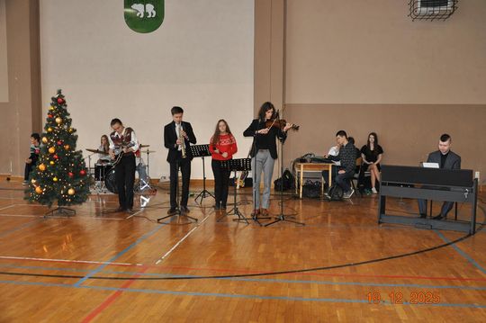 Spotkania wigilijne w I Liceum Ogólnokształcącym w Chełmie [GALERIA ZDJĘĆ]