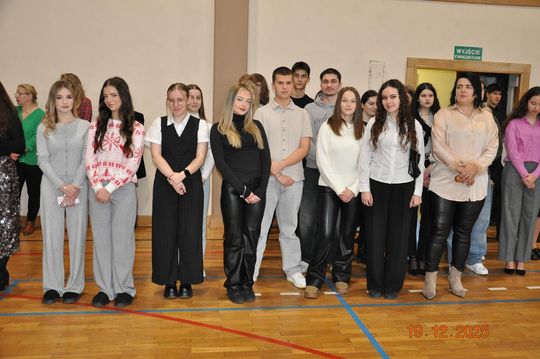 Spotkania wigilijne w I Liceum Ogólnokształcącym w Chełmie [GALERIA ZDJĘĆ]