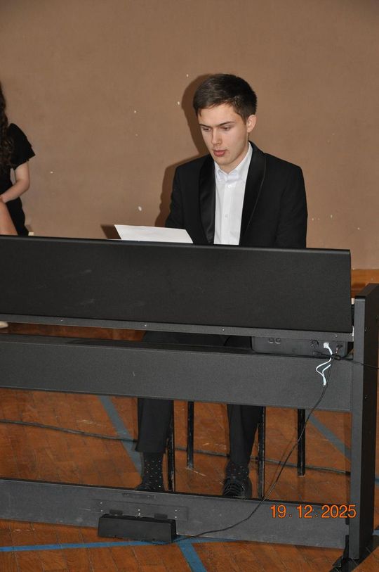 Spotkania wigilijne w I Liceum Ogólnokształcącym w Chełmie [GALERIA ZDJĘĆ]