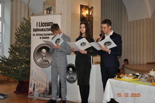 Spotkania wigilijne w I Liceum Ogólnokształcącym w Chełmie [GALERIA ZDJĘĆ]