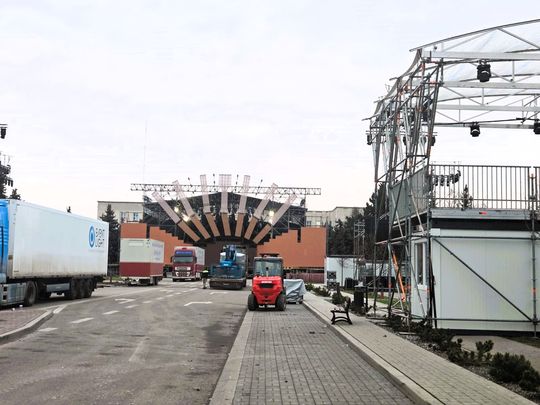 Wystrzałowy Sylwester z TV Republika. Scena w Chełmie rośnie z dnia na dzień! [ZDJĘCIA]