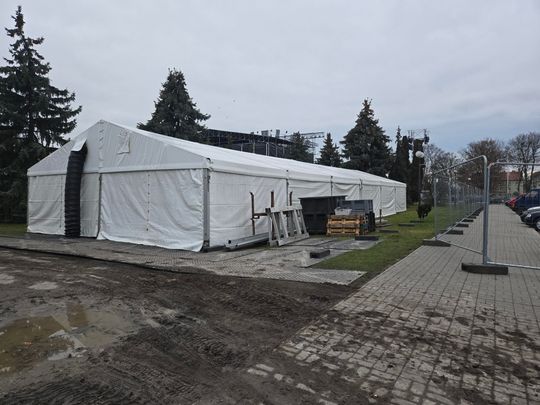 Wystrzałowy Sylwester z TV Republika. Scena w Chełmie rośnie z dnia na dzień! [ZDJĘCIA]