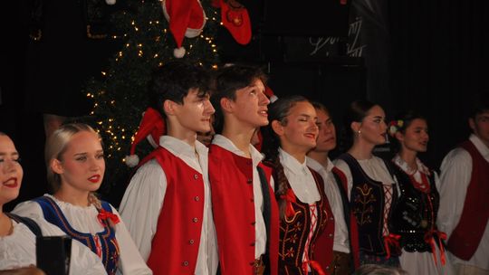Koncert Bożonarodzeniowy Młodzieżowego Domu Kultury we Włodawie [GALERIA ZDJĘĆ]
