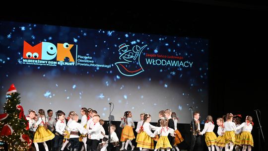Koncert Bożonarodzeniowy Młodzieżowego Domu Kultury we Włodawie [GALERIA ZDJĘĆ]