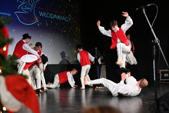 Koncert Bożonarodzeniowy Młodzieżowego Domu Kultury we Włodawie [GALERIA ZDJĘĆ]