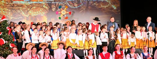 Koncert Bożonarodzeniowy Młodzieżowego Domu Kultury we Włodawie [GALERIA ZDJĘĆ]