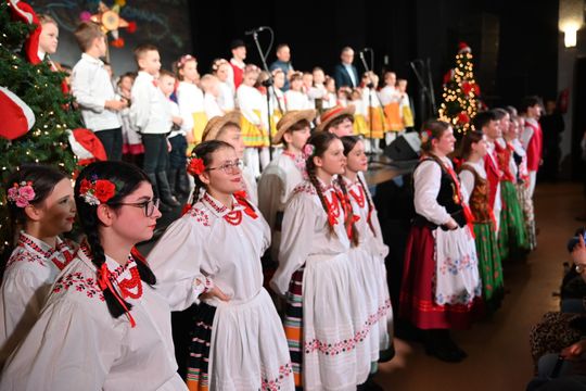 Koncert Bożonarodzeniowy Młodzieżowego Domu Kultury we Włodawie [GALERIA ZDJĘĆ]