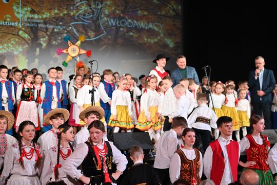 Koncert Bożonarodzeniowy Młodzieżowego Domu Kultury we Włodawie [GALERIA ZDJĘĆ]