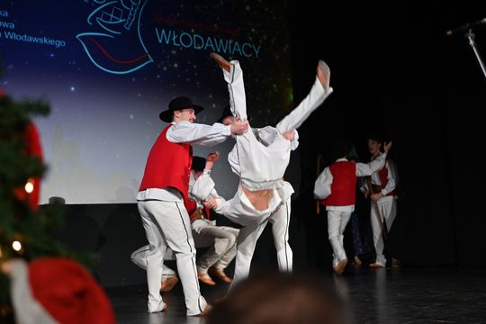 Koncert Bożonarodzeniowy Młodzieżowego Domu Kultury we Włodawie [GALERIA ZDJĘĆ]