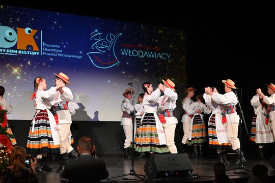 Koncert Bożonarodzeniowy Młodzieżowego Domu Kultury we Włodawie [GALERIA ZDJĘĆ]