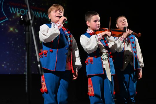 Koncert Bożonarodzeniowy Młodzieżowego Domu Kultury we Włodawie [GALERIA ZDJĘĆ]