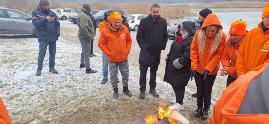 Krasnostawskie Karpie świętowały w lodowatej wodzie [GALERIA ZDJĘĆ]