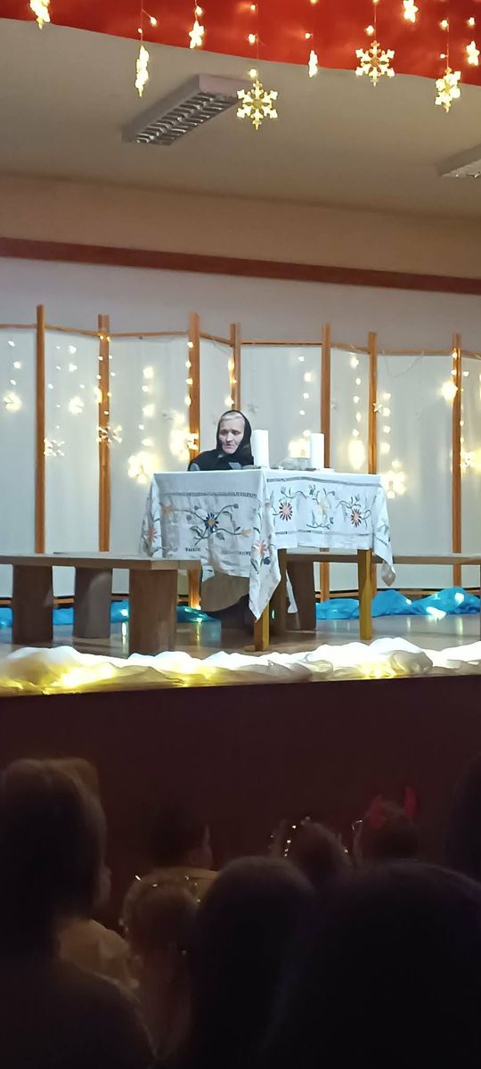 Wesoła kolęda w Gminnym Ośrodku Kultury i Sportu w Hannie [GALERIA ZDJĘĆ]