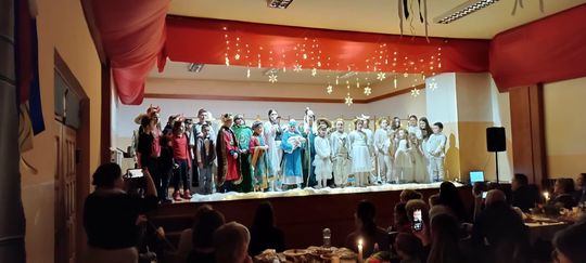 Wesoła kolęda w Gminnym Ośrodku Kultury i Sportu w Hannie [GALERIA ZDJĘĆ]