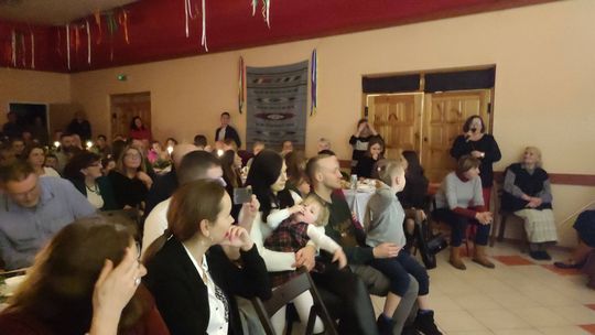 Wesoła kolęda w Gminnym Ośrodku Kultury i Sportu w Hannie [GALERIA ZDJĘĆ]