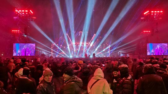 Wystrzałowy Sylwester z TV Republika 2025 w Chełmie [GALERIA ZDJĘĆ]