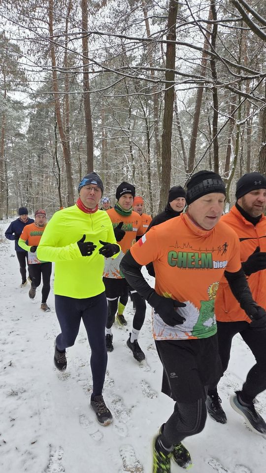 Biegacze z Chełma przywitali 2026 rok na sportowo [GALERIA ZDJĘĆ]