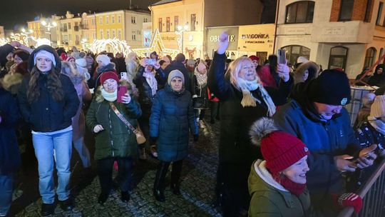 Noworoczna Potańcówka na placu Łuczkowskiego w Chełmie [GALERIA ZDJĘĆ]