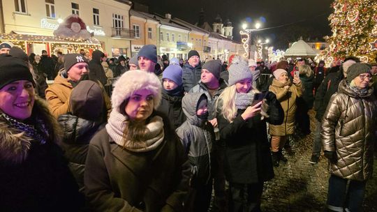 Noworoczna Potańcówka na placu Łuczkowskiego w Chełmie [GALERIA ZDJĘĆ]