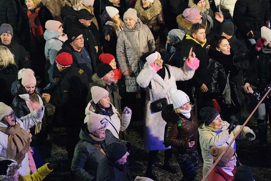 Noworoczna Potańcówka na placu Łuczkowskiego w Chełmie [GALERIA ZDJĘĆ]